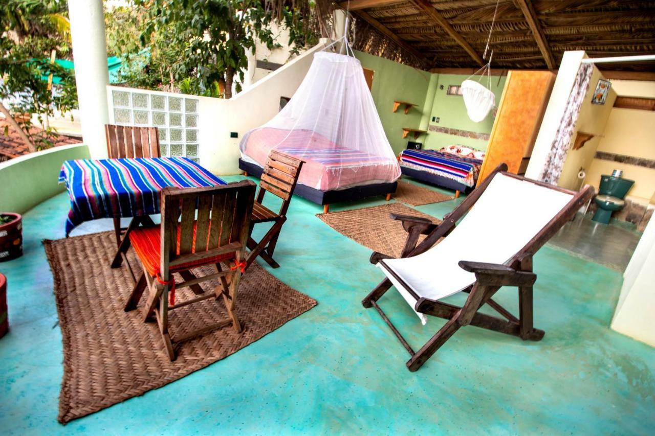 Pura Vida Wellness Retreat Hotel เยลาปา ภายนอก รูปภาพ